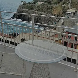 Dreamers Sea View Manarola